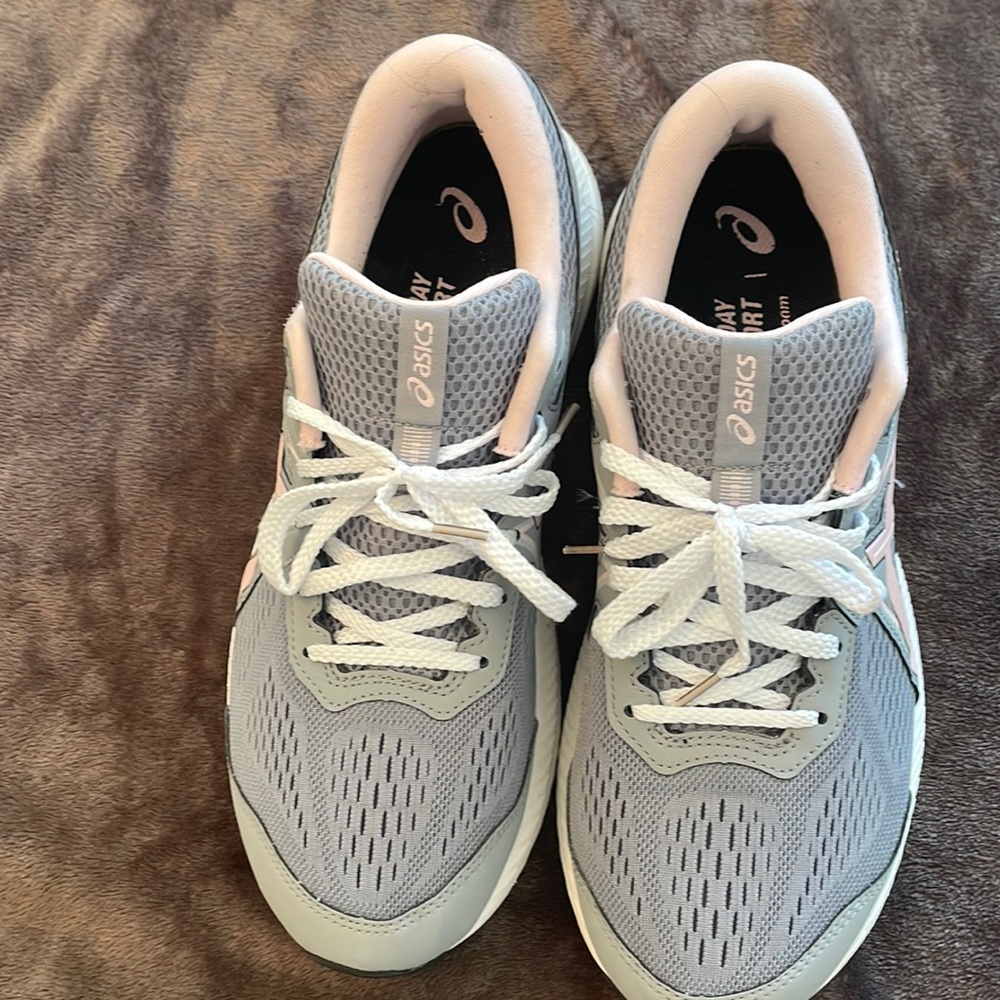 ASICS sneakers Women’s size 11
